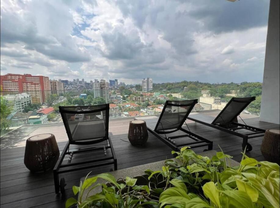 Pangsapuri Klsentral-bangsar-midvalley-2-10pax-netflix-balcony-super Fast Internet *