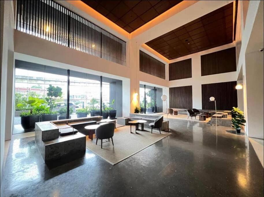 Klsentral-bangsar-midvalley-2-10pax-netflix-balcony-super Fast Internet Pangsapuri Kuala Lumpur